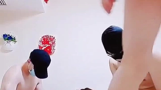 继兄妹在印度色情视频中热情做爱