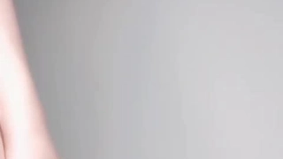 大奶子女友沙发口爆，有验证
