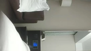 [精品推荐] 大学里 公众长椅上性爱