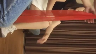 9分颜值金发冷艳女神高价高端外围美妞，花臂纹身里面吊带装，坐在身上舌吻调情，美女很配合